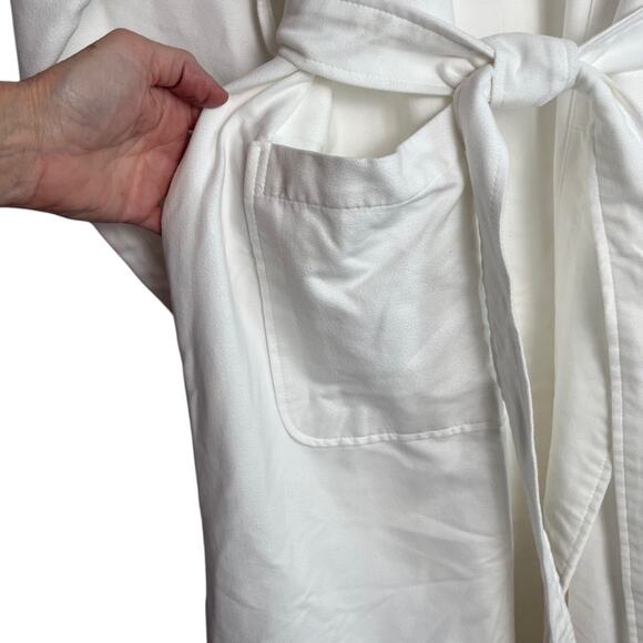Monarch Cypress White Microfiber Bathrobe Mens XL Belted Spa Pool 3/4 Length - Picture 6 of 10